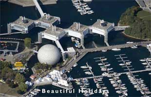 toronto picture showing one of the city sites